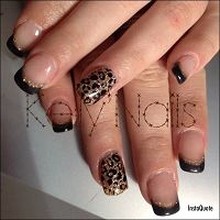 Kelly MakeUp Nails69970Chaponnay